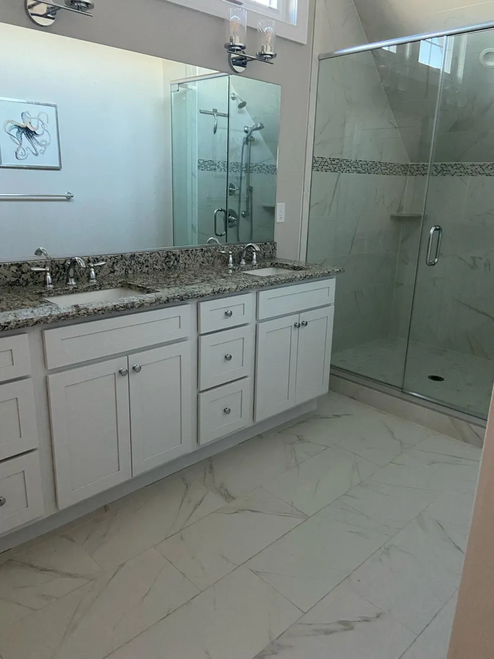 Double-vanity bath