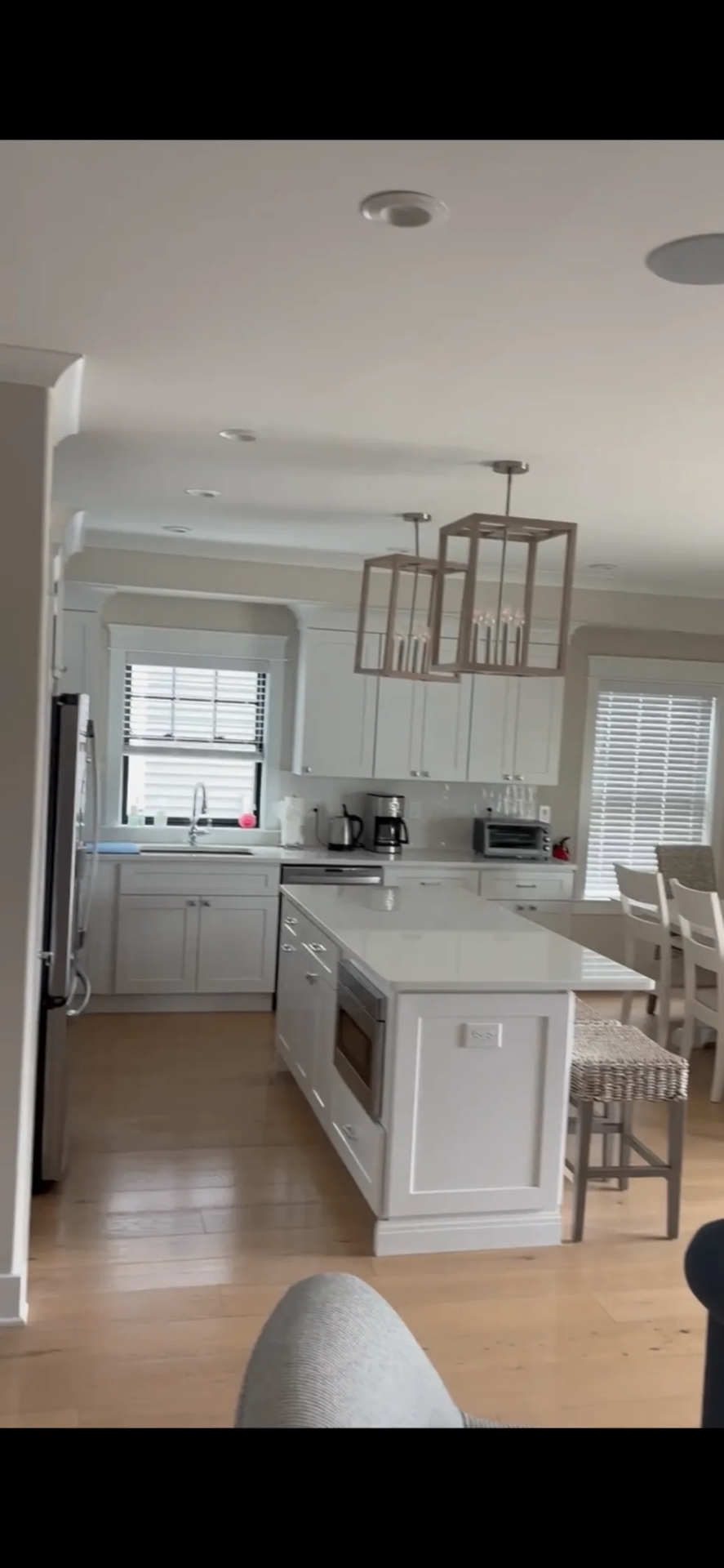 Bright kitchen island